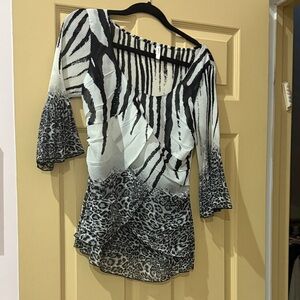 Stylish Black and White Women's Top